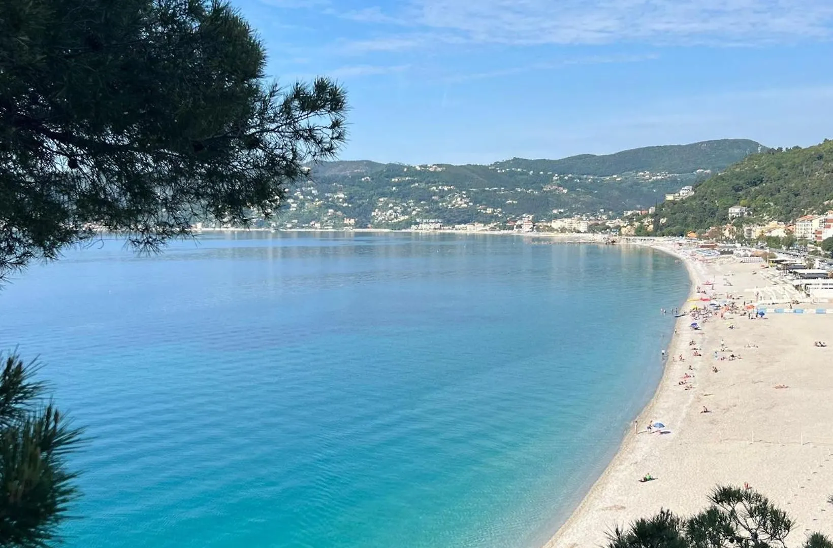 Azzurro - Beautiful And Bright Sea View Apartment Bergeggi